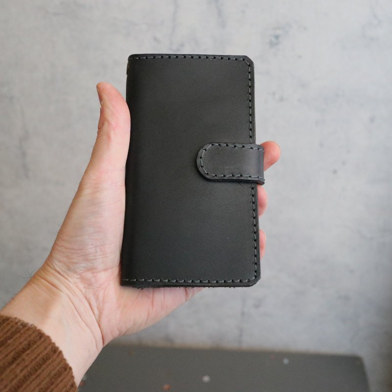 [Leather products made in Japan] Notebook type cover s 15-7 compatible with the new SE2 announced in 2020 [Choose a color from the following product types] [Customizable gift] - Phone Cases - Genuine Leather Orange