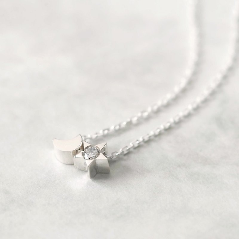 White star & crescent moon necklace Silver 925 - สร้อยคอ - โลหะ สีเงิน