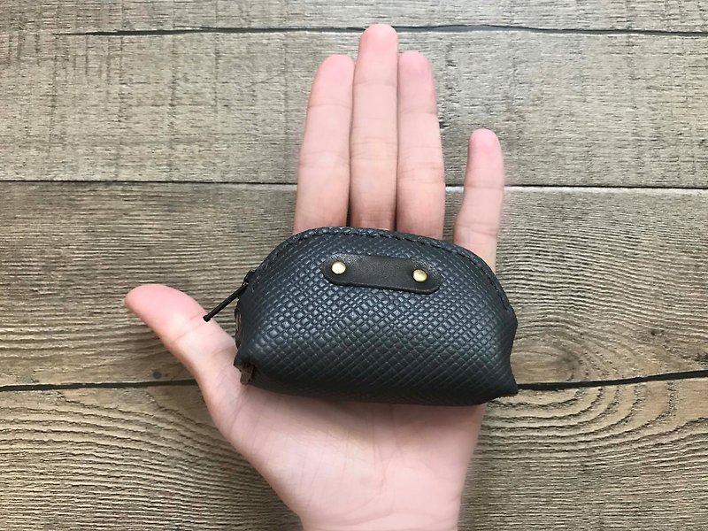 POPO│ plaid gray │ palm. Lightweight small purse │ real leather - ที่ห้อยกุญแจ - หนังแท้ สีเทา