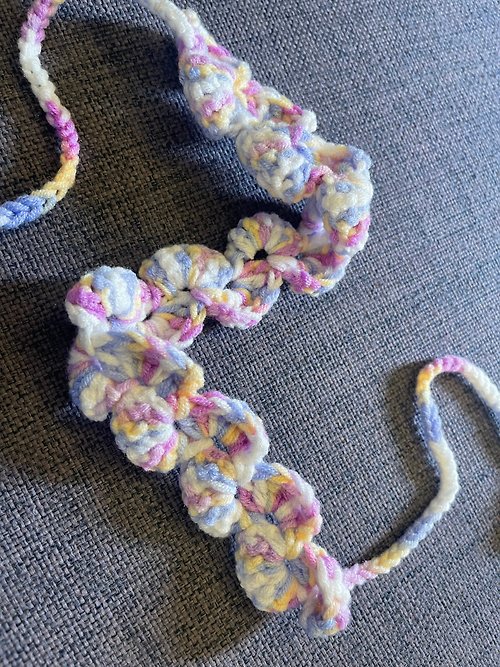 chill.crochet.life 手工編織 復古風貝殼花頭帶髮飾 寶寶粉色 長度可訂造
