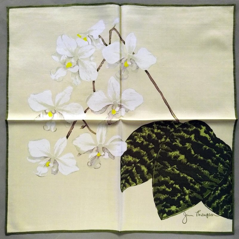 Jim Thompson 復古絲綢手帕花卉蘭花 16 x 16 英寸 - 絲巾 - 絲．絹 卡其色