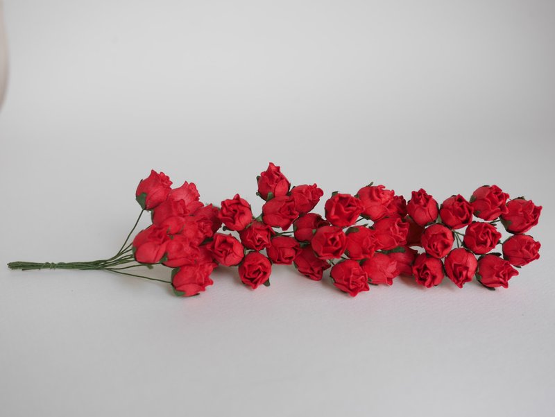 Paper flower, 50 pieces, size 1.5 x2 cm. budding rose flower, red color. - 其他 - 紙 紅色