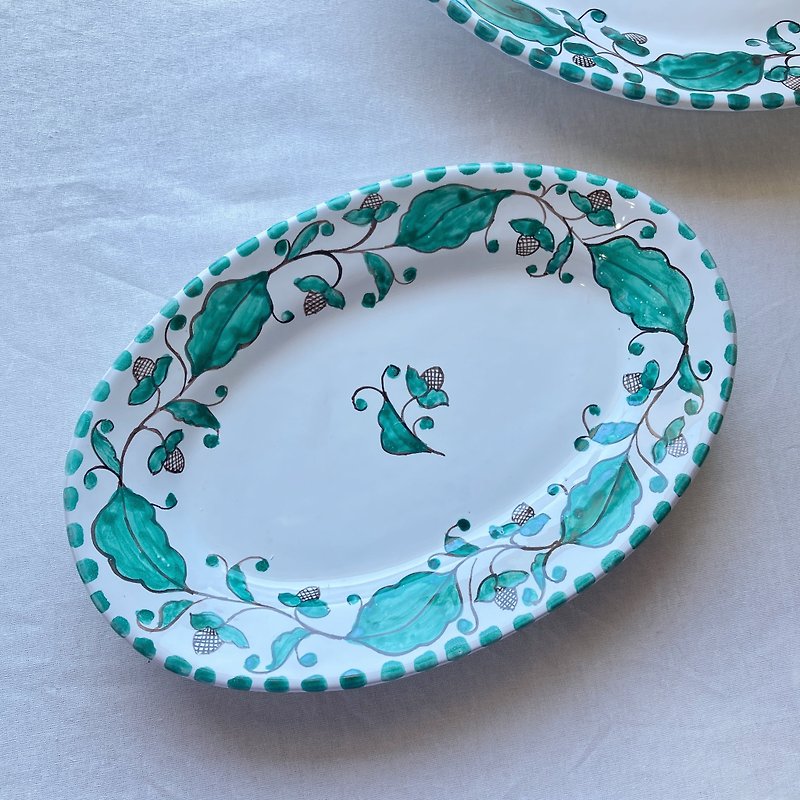 オーバル皿 26cm  マヨリカ焼き イタリア陶器　エメラルドグリーン - 盤子/餐盤/盤架 - 陶 綠色