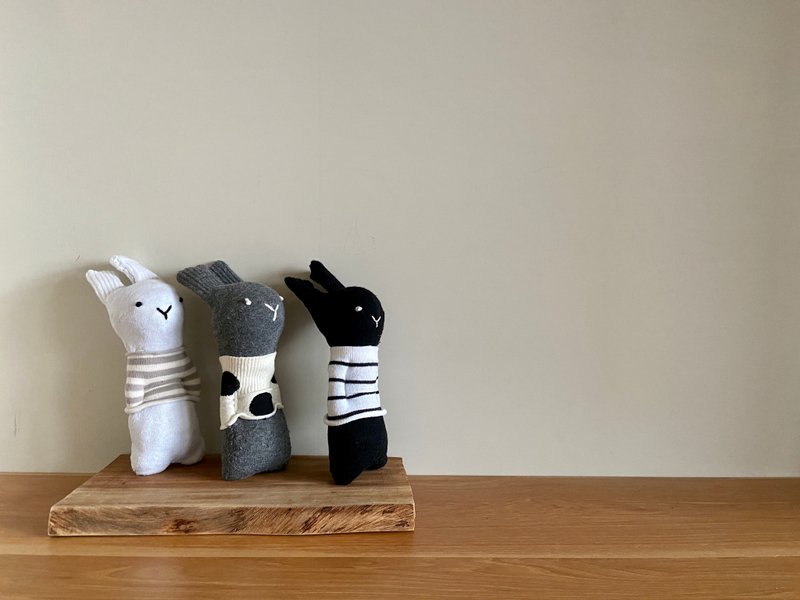 [DIY Handmade] Sock Rabbit Wa Too! Recycled craft handmade material set_with instructional video - Knitting, Embroidery, Felted Wool & Sewing - Cotton & Hemp Black