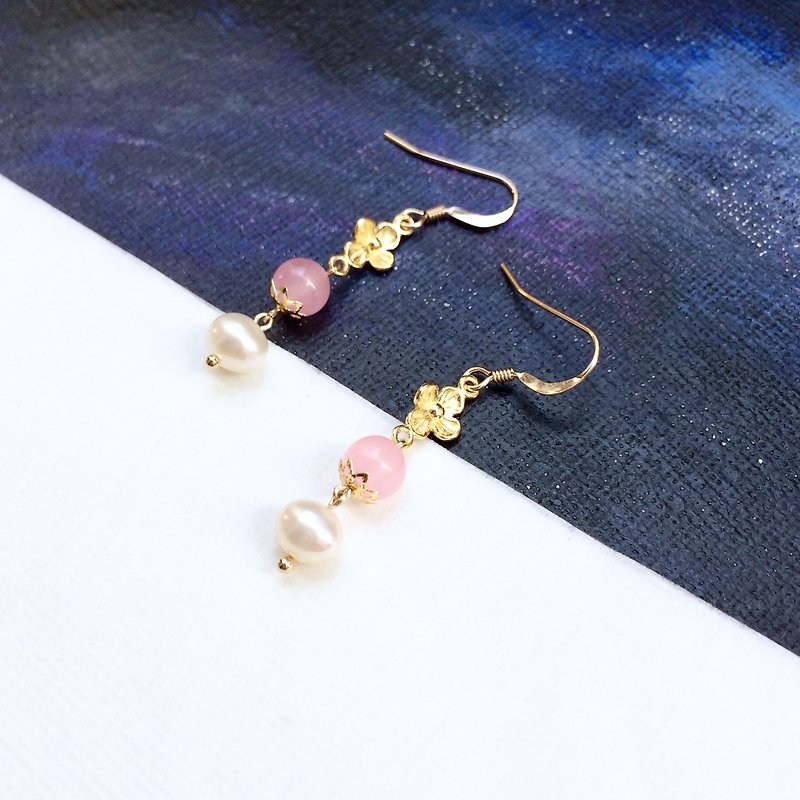 Spring,flower,pink chalcedony & pearls earrings 14kgf - Earrings & Clip-ons - Gemstone Pink