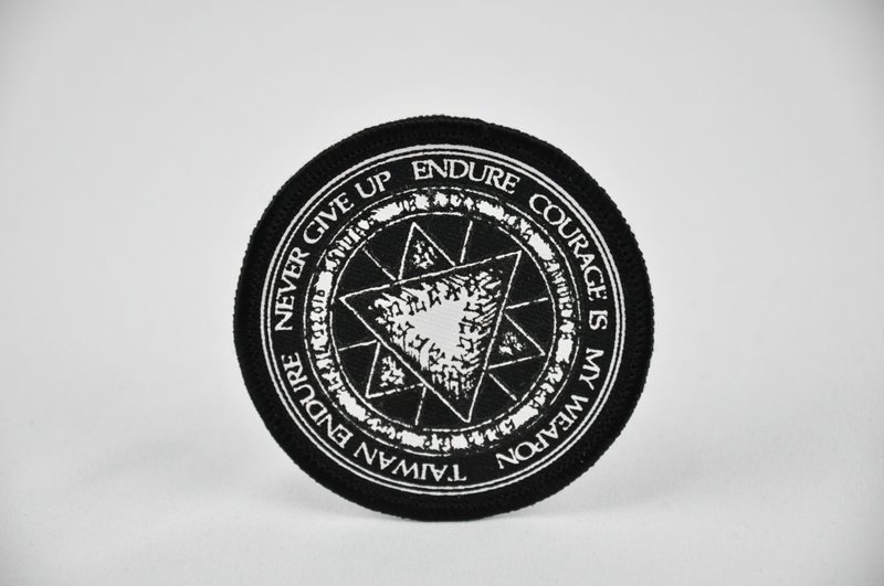 ENDURE/Hexagon magic symbols armband - เข็มกลัด/พิน - ผ้าฝ้าย/ผ้าลินิน สีดำ