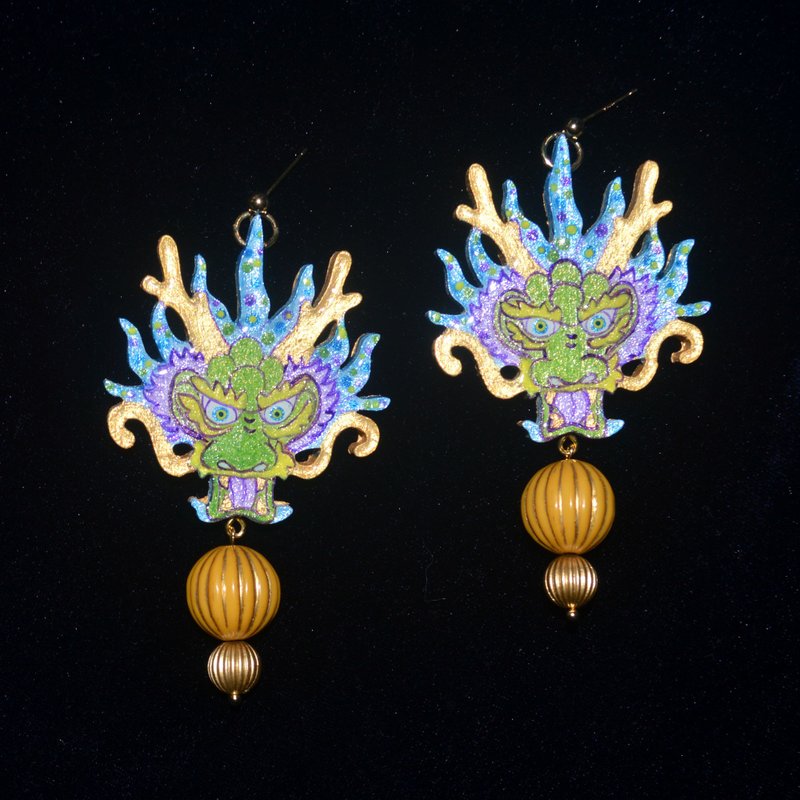 Purple Qi Donglai Oriental Dragon Personality Shape Longyan Earrings Hand-painted Wooden Zodiac - ต่างหู - ไม้ หลากหลายสี