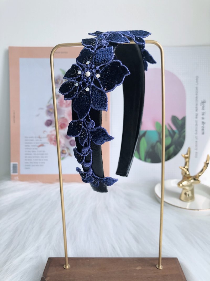 Original retro blue flower lace headband hair accessory headdress - ที่คาดผม - วัสดุอื่นๆ สีน้ำเงิน