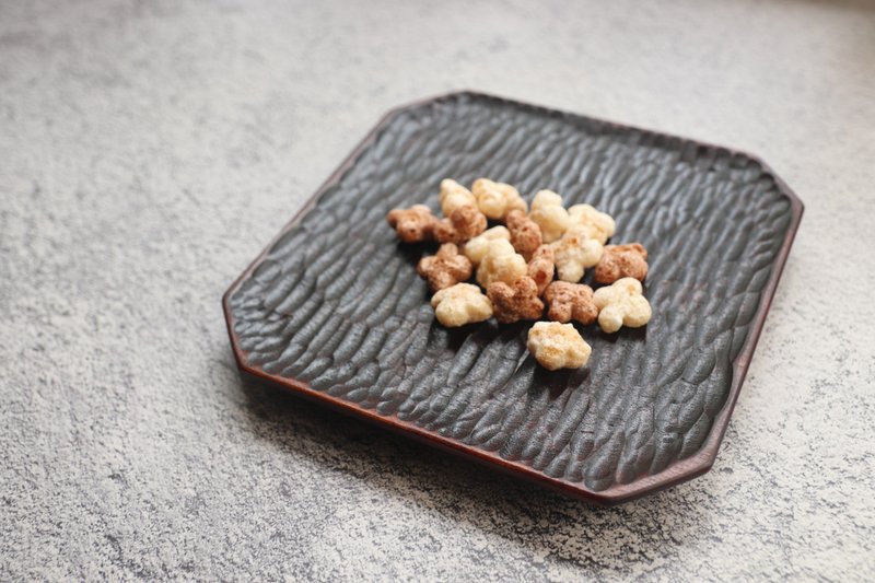 Simple Zen Style | Log Dessert Pan Raw Lacquer Painting by Hand Carved 15x15cm - Plates & Trays - Wood 