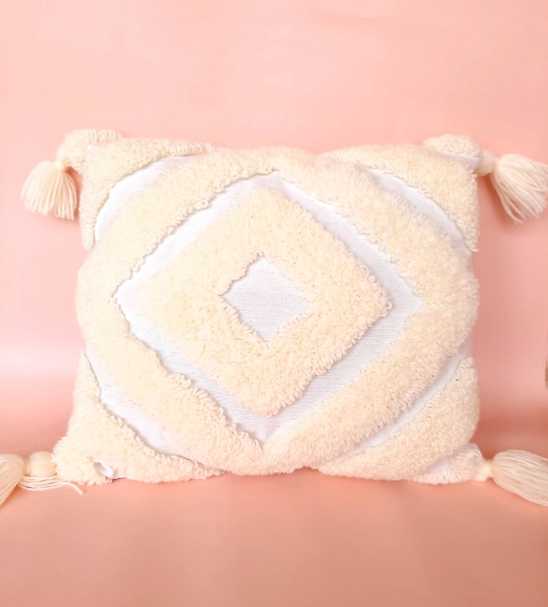 Decorative pillowcase with scandinavian design - Pillows & Cushions - Cotton & Hemp White