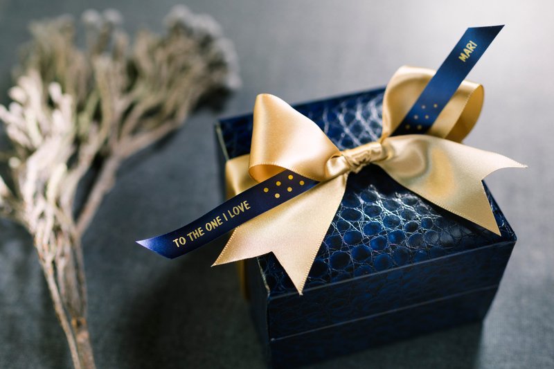 Brother TZe-RN34 Silk Ribbon Label Tape (12mm Navy Blue Gold Lettering) - อื่นๆ - กระดาษ สีน้ำเงิน