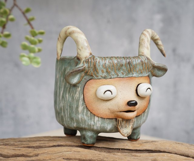 Goat, handmade ceramics, Smiling Goat - Shop stuckwithclay Items for  Display - Pinkoi