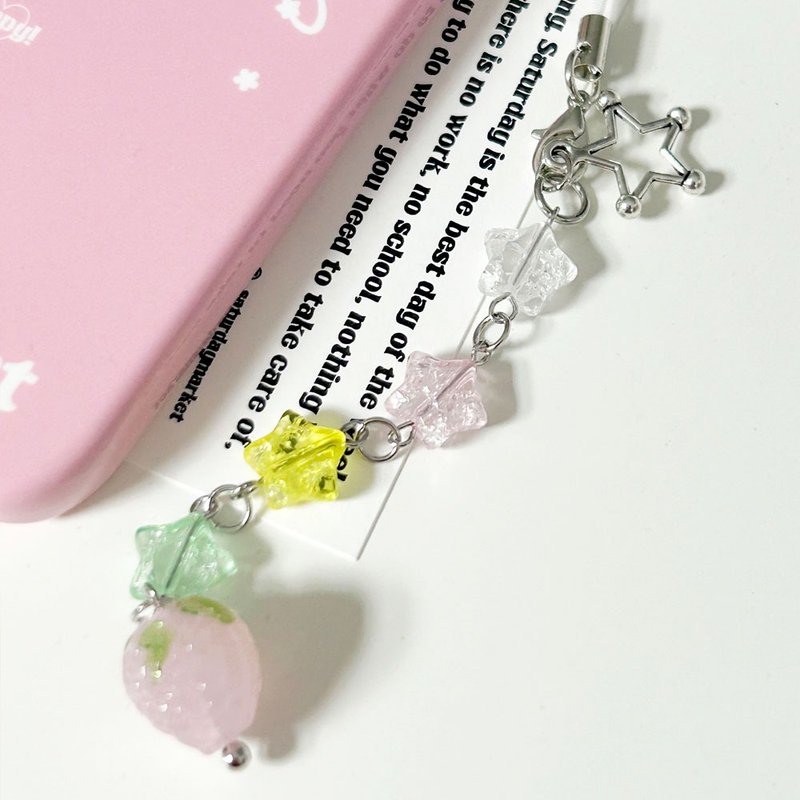 Ice Strawberry Star Keyring - 鑰匙圈/鑰匙包 - 壓克力 多色