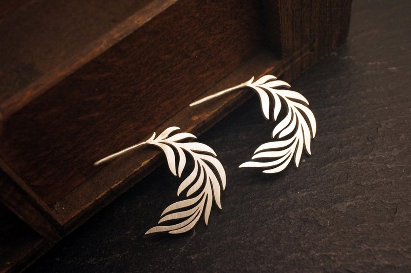 925 Sterling Silver Yesenia Earrings (E250) - ต่างหู - เงินแท้ สีเงิน