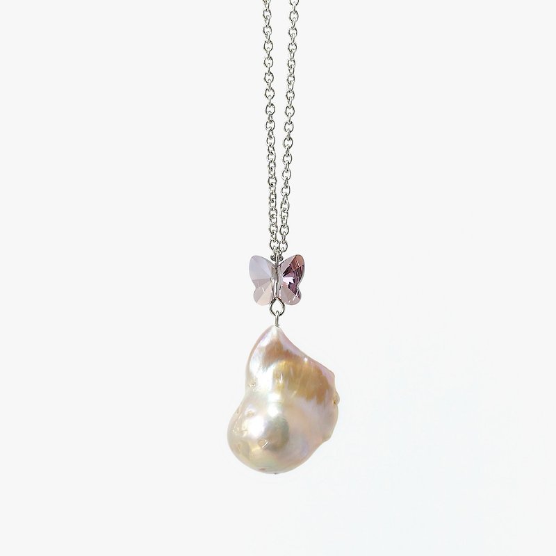 高品質のバロック真珠のネックレス - 蝶// //ユニークな誕生日の6月の石とひよこ - ネックレス - 真珠 カーキ