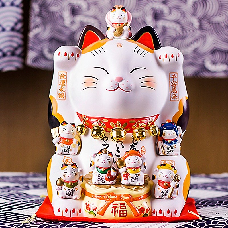 Japanese pharmacist kiln handmade large lucky cat Kam Choi seven Fushou opening housewarming birthday gift on the 12th - Items for Display - Pottery 