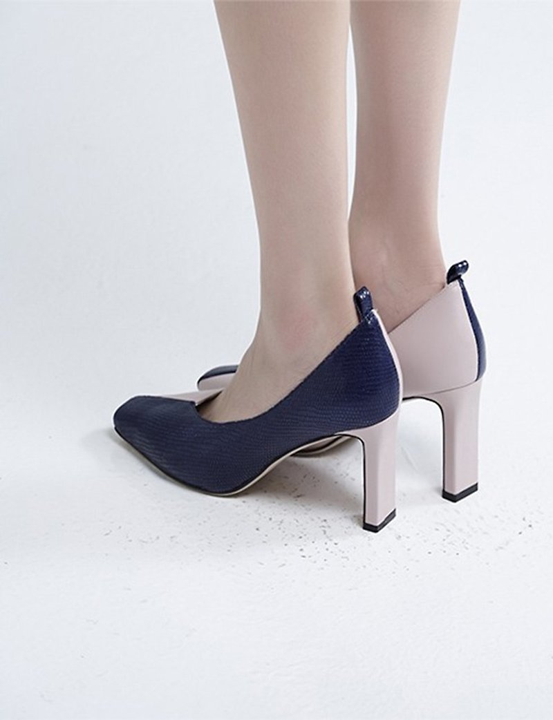 Square head cut stitching fine heel shoes pink blue - รองเท้าส้นสูง - หนังแท้ สีน้ำเงิน
