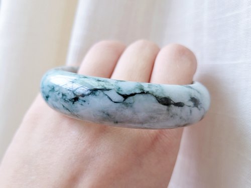 螺絲帽帽工作室 【親翠】天然翡翠【 M 】糯水墨水飄花紋手鐲54圈口 試圈價