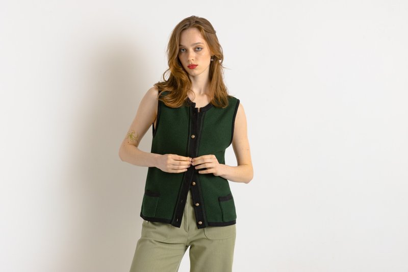 Original 1970s Tyrol Austrian/Bavarian Style Vest,Embroidered Folk 7496 - 背心/無袖上衣 - 羊毛 綠色