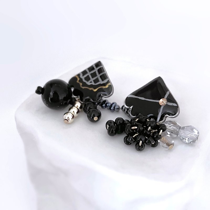 feminine black Clip-On/piercing - Earrings & Clip-ons - Other Materials Black