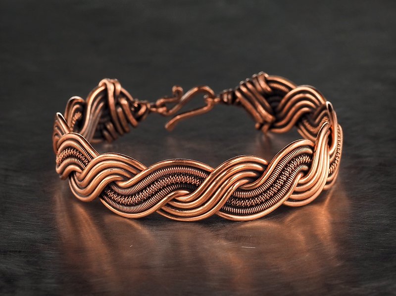 Unique stranded copper wire wrapped bracelet  for him or her WireWrapArt jewelry - สร้อยข้อมือ - ทองแดงทองเหลือง สีทอง