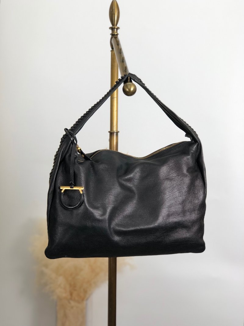 【 日本直送　名牌中古包 】Salvatore Ferragamo ショルダーバッグ ブラック ガンチーニ レザー ホーボーバッグ vintage najjnh - 側背包/斜背包 - 真皮 黑色