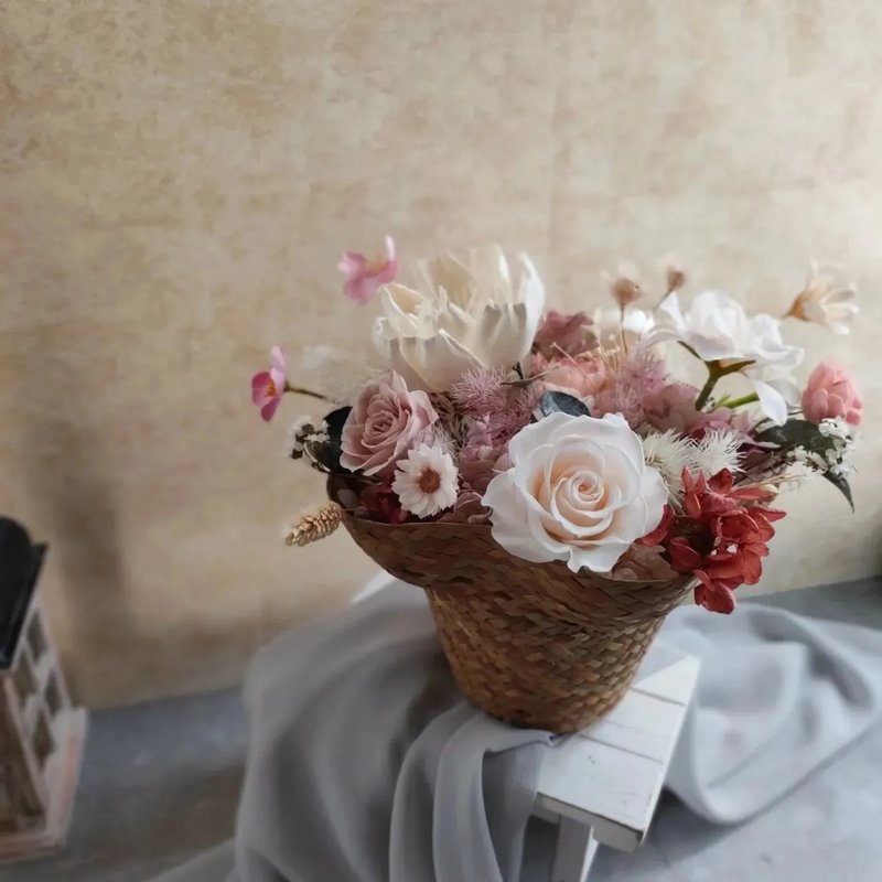 現貨_永生花 藤編花籃 開幕 入厝禮 - 乾燥花/永生花 - 植物．花 粉紅色