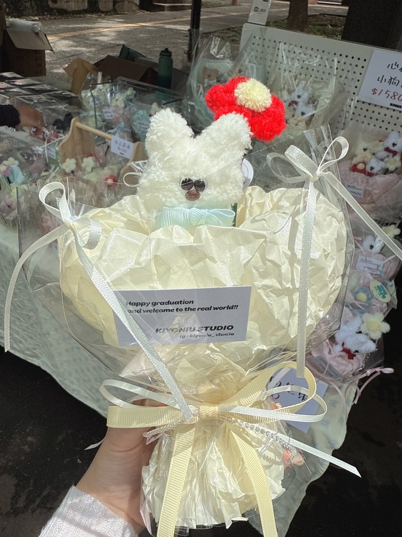 送禮必備 客製花束 扭扭棒花束成品 獨家手工製作 - 吊飾/掛飾 - 其他材質 