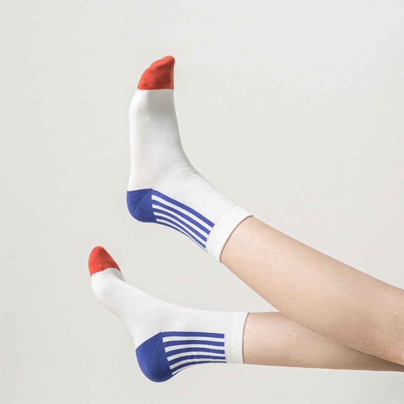 [Women's models] Unrestrained order combed cotton socks in the tube tide socks personality socks sports socks straight stripes - Socks - Cotton & Hemp Multicolor