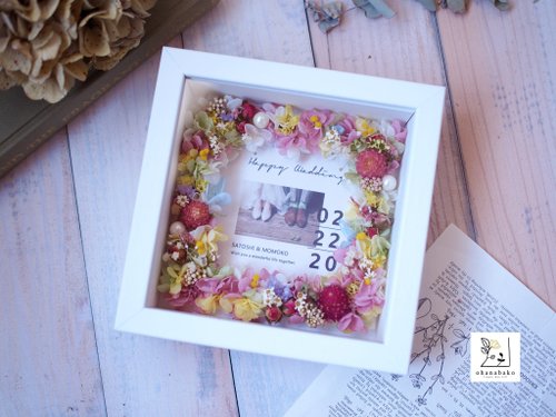 Colorful photo frame with preserved and dried flowers with message  ohanabako-15