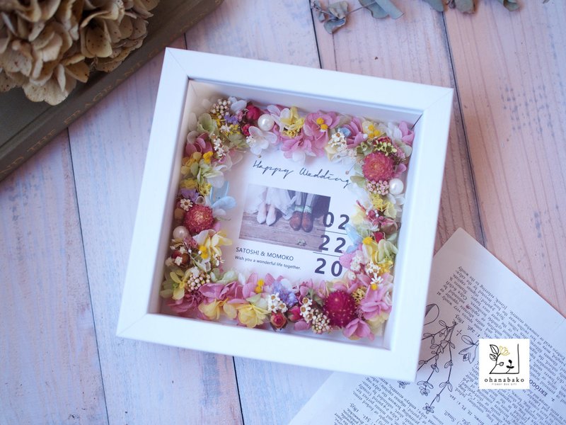 Colorful photo frame with preserved and dried flowers with message ohanabako-15 - ช่อดอกไม้แห้ง - พืช/ดอกไม้ หลากหลายสี