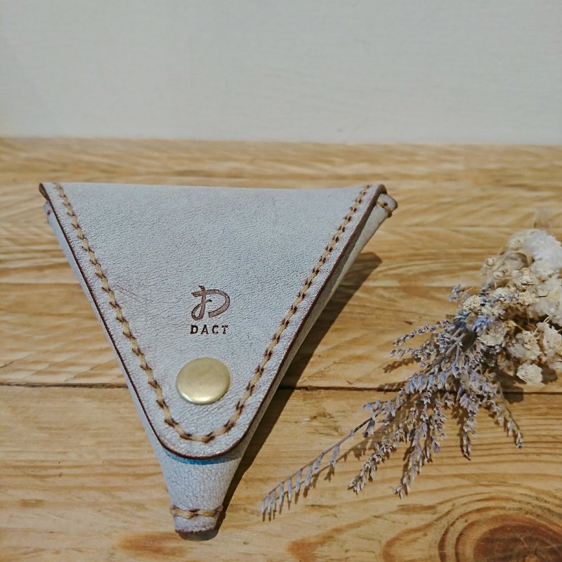 Triangle coin purse - กระเป๋าใส่เหรียญ - หนังแท้ สีเทา