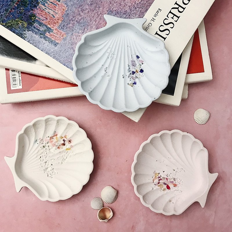 【客製化禮物】貝殼造型香氛石膏系列-首飾盤/家飾擺設/水晶擺盤 - 擺飾/家飾品 - 其他材質 