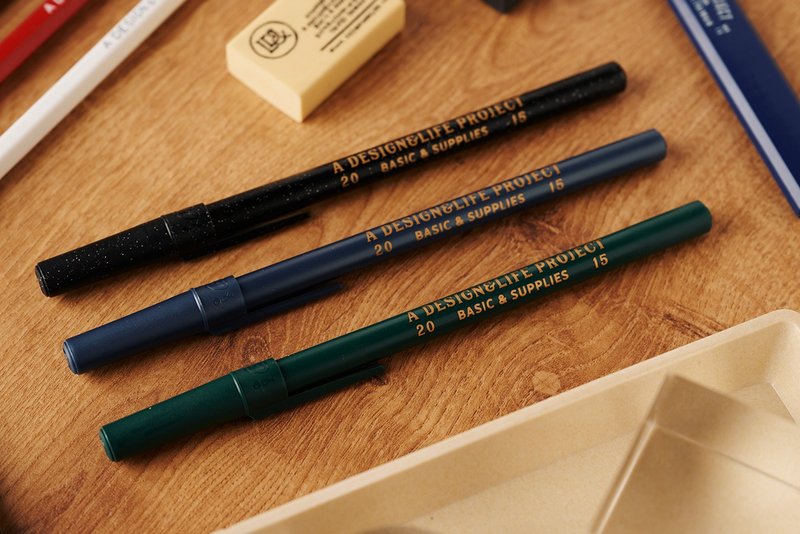 D&L BIC ball pen - ปากกา - พลาสติก สีเขียว