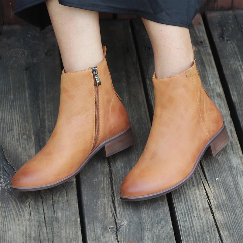 Handmade Leather Boots For Womens Retro Pointed Toe Ankle Boots Side Zipper - รองเท้าบูทสั้นผู้หญิง - หนังแท้ สีกากี