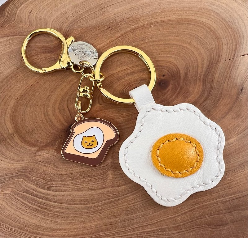 Poached egg keychain - ที่ห้อยกุญแจ - หนังแท้ ขาว