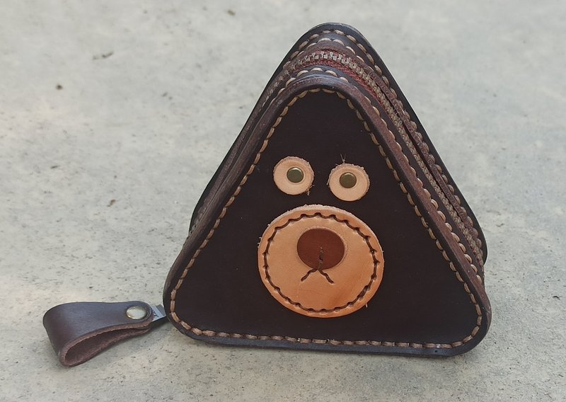 Cute Bear Triangle Coin Purse - กระเป๋าใส่เหรียญ - หนังแท้ สีนำ้ตาล