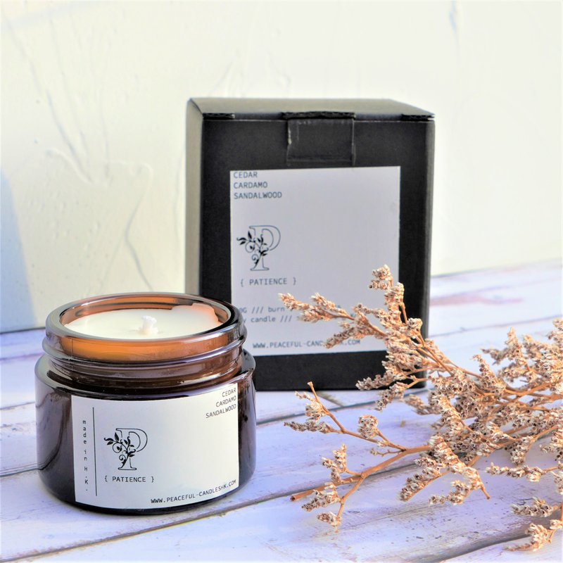 【Letter Candle】 Scented Soy Candle- 40G - เทียน/เชิงเทียน - ขี้ผึ้ง ขาว