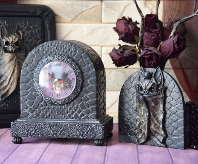 置き時計 かわいいコウモリの翼を持つ魔女の収納オーガナイザー