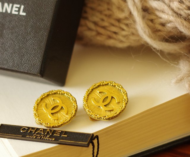 Chanel Vintage Faux Pearl Clip-On Earrings