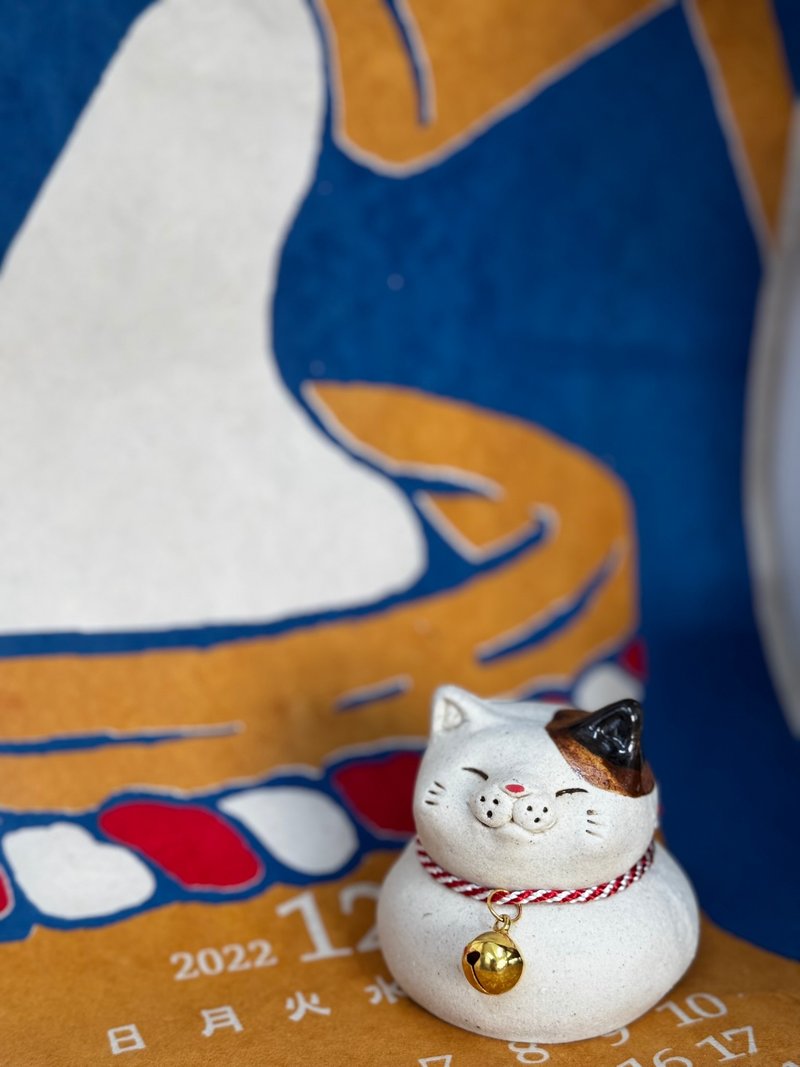 Busch Cat | New Year Mini Mirror Cookies - Items for Display - Pottery 