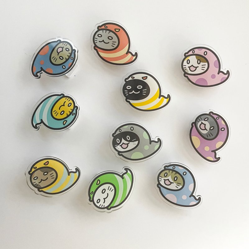 Acrylic Clips: Cats being swallowed by snakes - อื่นๆ - พลาสติก 