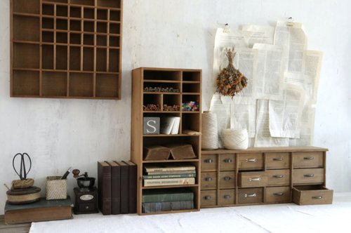 木製ラティスデザイン収納棚 ペン収納ボックスレトロラティス本棚多方向配置ラック分類デスクトップ