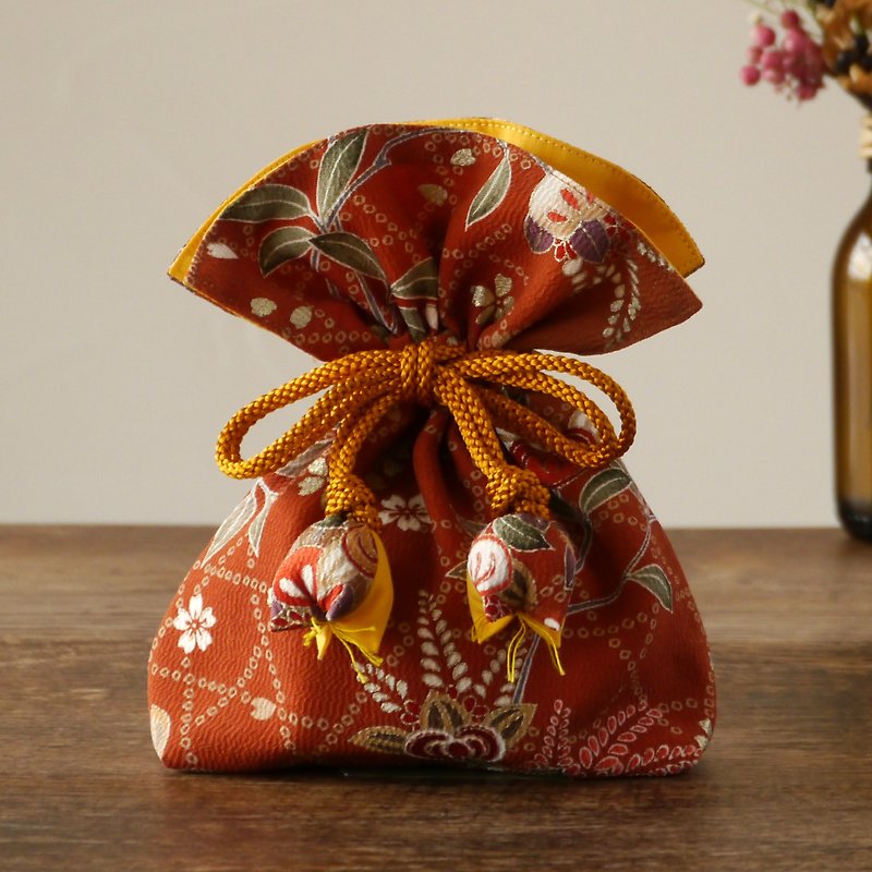 Happy purse FUGURO Tachibana sentence Premium silk - Toiletry Bags & Pouches - Silk Orange