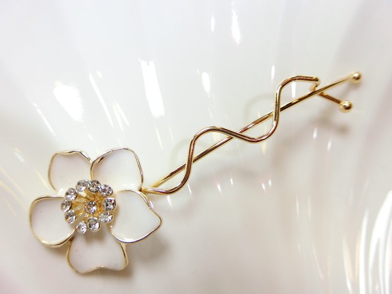 S waves small diamond flower clip (W) -M03018-2 - เครื่องประดับผม - โลหะ ขาว