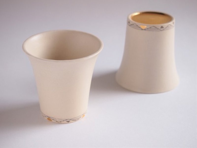 sake-w / Namibia - マグカップ - 陶器 