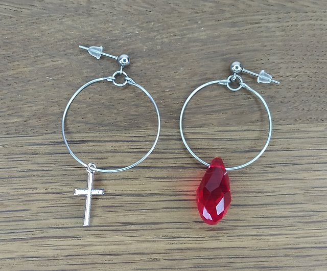 Anime inspired earrings handmade. Large hoop earrings mismatched. - Shop  Cyberpunk Jewelry Boutique Earrings & Clip-ons - Pinkoi