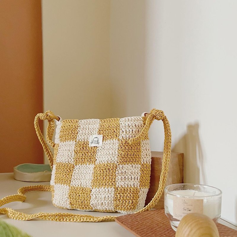 Handmade Checkered Crochet Bag丨Beige & Mustard - กระเป๋าแมสเซนเจอร์ - ผ้าฝ้าย/ผ้าลินิน สีเขียว