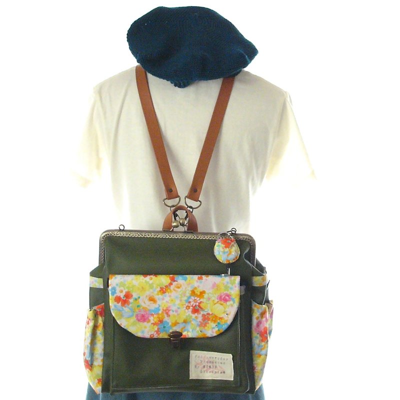 Sakura dance 3 WAY Left side with zipper Round cell Backpack　Olive green - กระเป๋าเป้สะพายหลัง - หนังแท้ สีเขียว