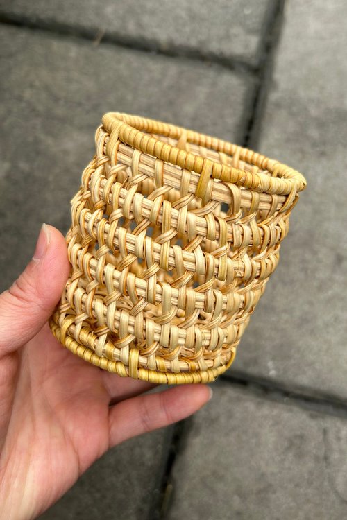 皮花花 藤編系列 | 鏤空精緻收納筒 | 桌面收納 花器擺設 | 天然藤